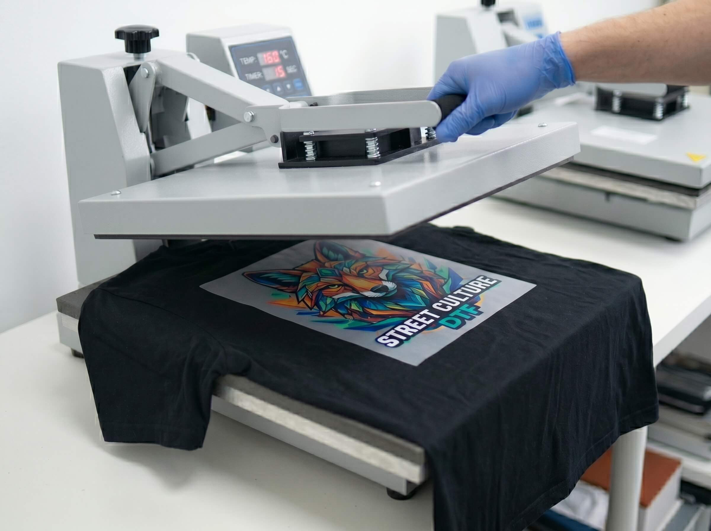 heat press machine to apply DTF Transfer